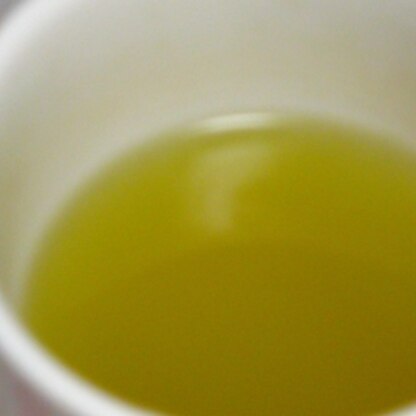 生姜と緑茶の組み合わせはどうかなー？と思ったけど、意外といけました。何にでも生姜ってあうかも！生姜大好きですから。ご馳走様！